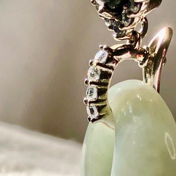 SALE Beautiful Jade necklace - Picture 11 of 16